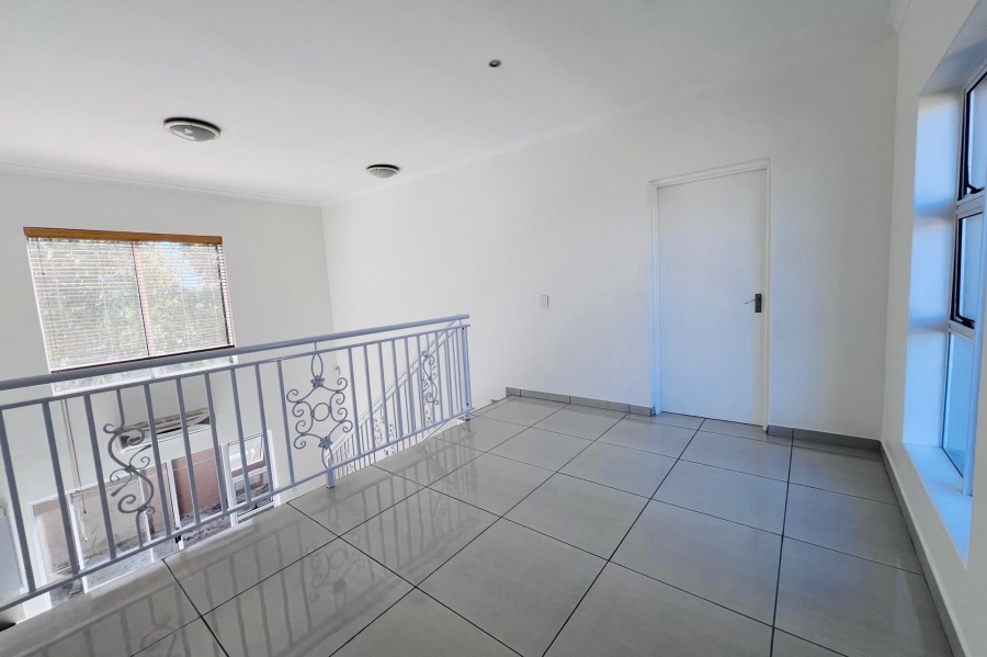 To Let 3 Bedroom Property for Rent in Century City Western Cape